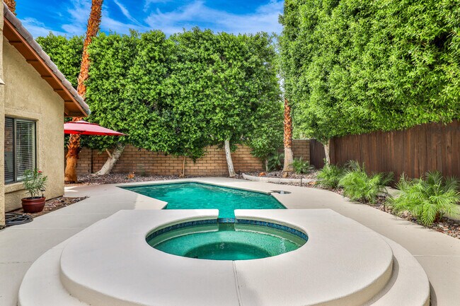 Building Photo - 49035 Tango Ct