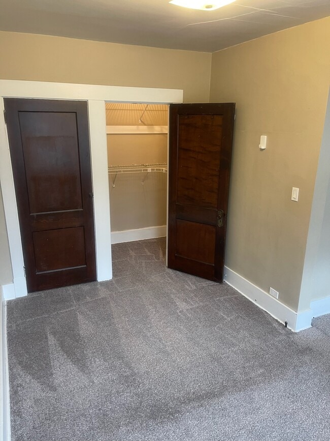 Building Photo - 1451 Tolma Ave