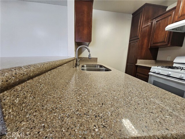 Building Photo - 7001 Church St