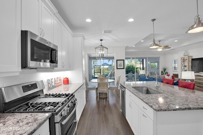 Building Photo - 767 Jollymon Way