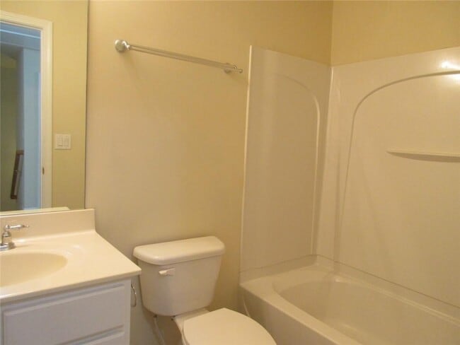 Building Photo - 6074 Kentons Ln