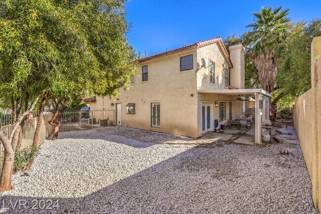 Building Photo - 5321 Tamanar Dr