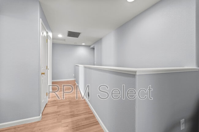 Building Photo - 5183 Bissett Way