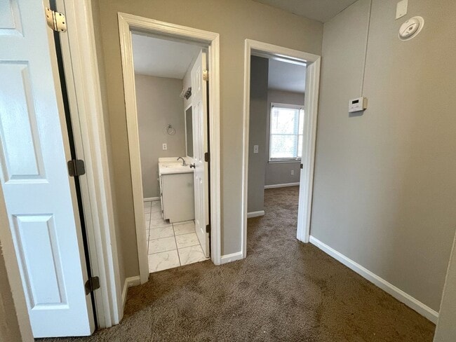 Building Photo - Five Points - 4br House - Fall 2026 Pre-Lease