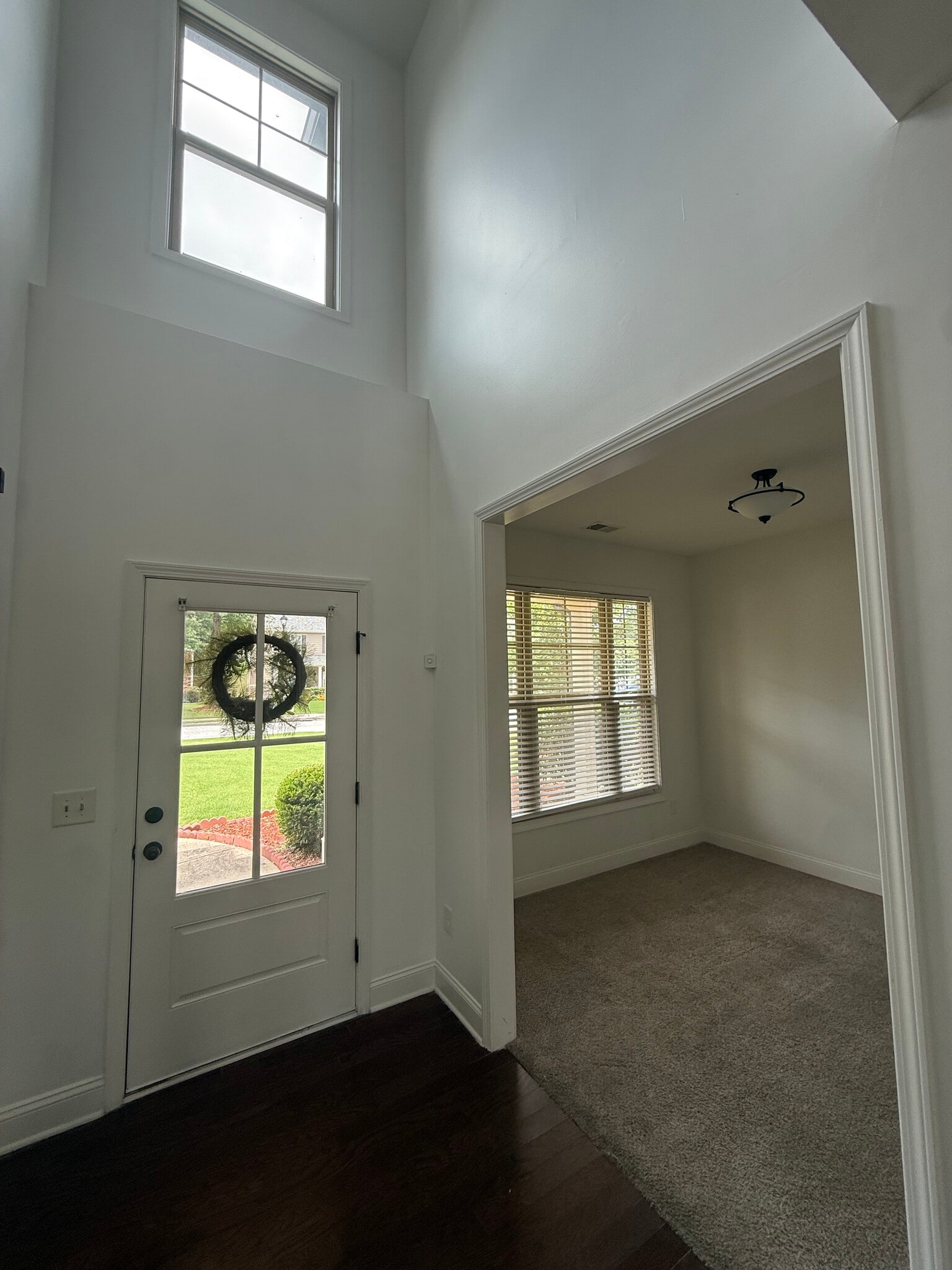 Building Photo - 6035 Stonebrook Ln