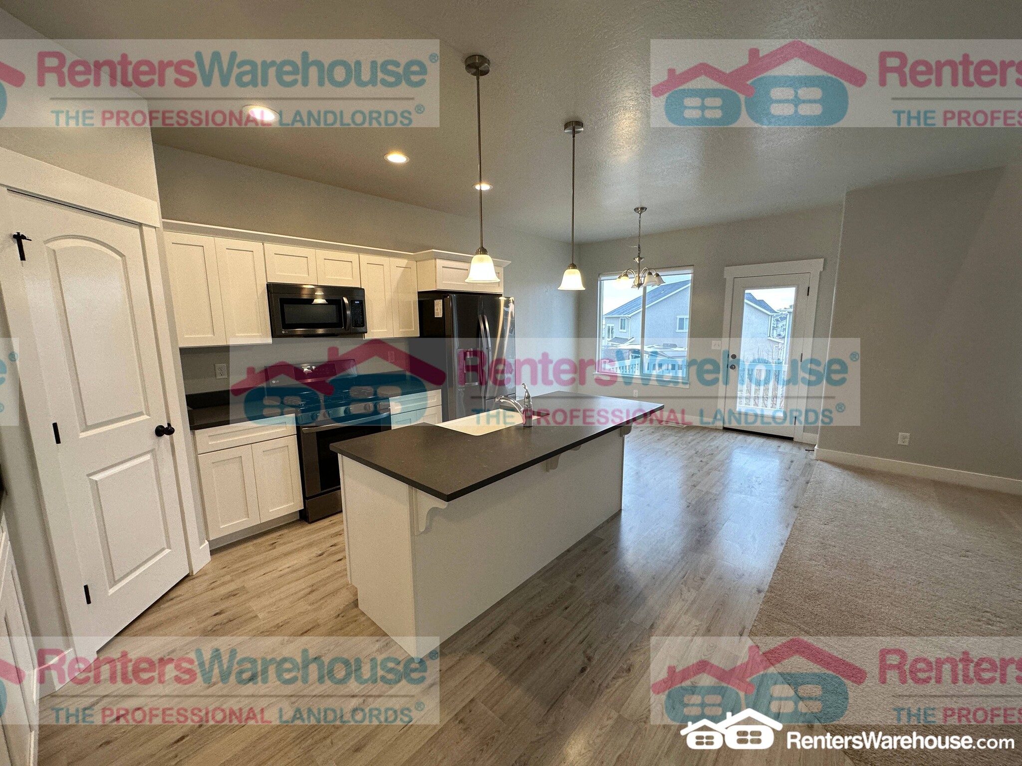 Building Photo - 1721 W Newcastle Ln