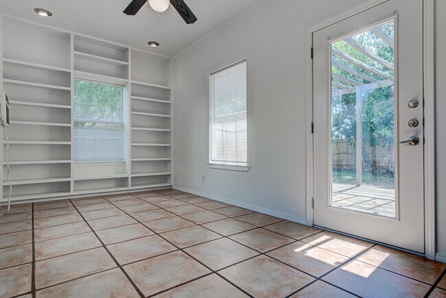 Building Photo - Gorgeous House in Sendera with 4 Bedrooms ...