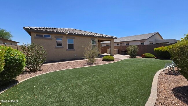 Building Photo - 17210 W Diana Ave