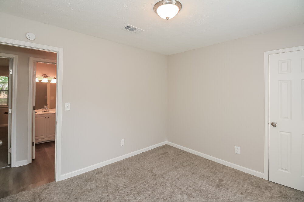 Building Photo - 907 Walnut Creek Ln