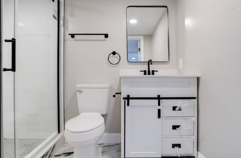 Building Photo - 4202 Fairview Ave