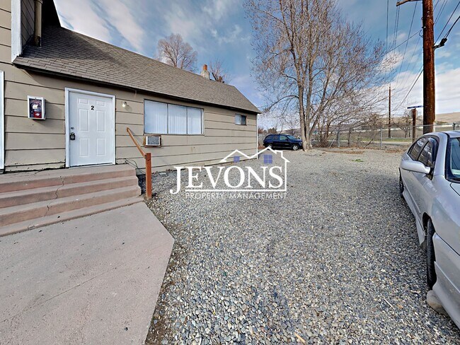 Building Photo - 20 S Fair Ave