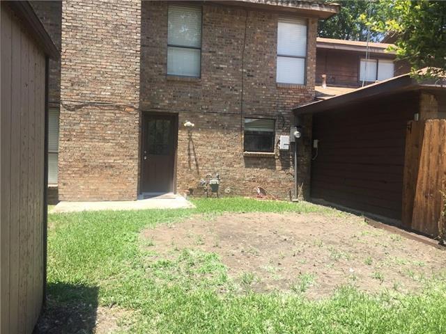Building Photo - 230 McCarley Pl