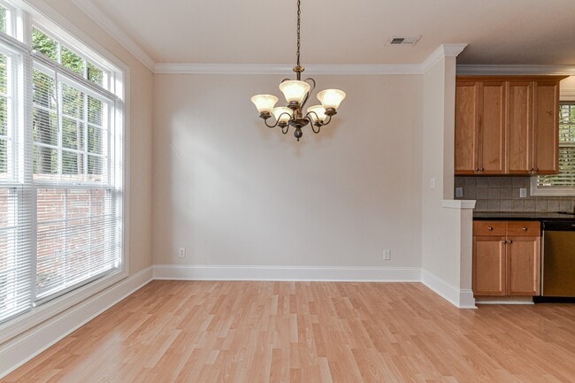 Building Photo - 3420 Archdale Dr