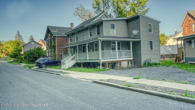 Building Photo - 80 Yeoman St