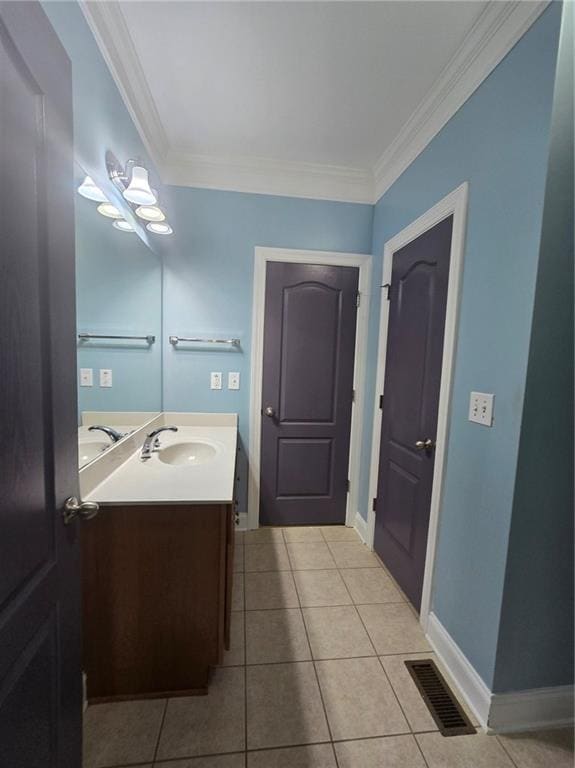 Building Photo - 3845 Dalwood Dr