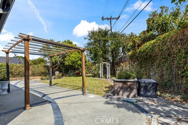 Building Photo - 5952 Par Cir