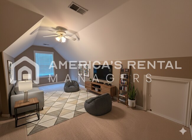 Building Photo - JUST LISTED - Spacious Five Bedroom Residence in Meadowbrook!