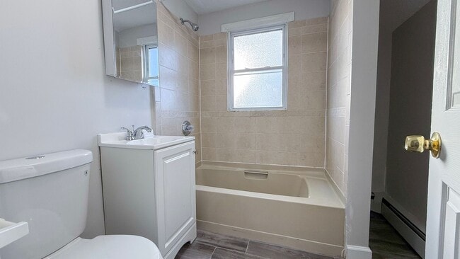 Building Photo - Gorgeous single-family Home