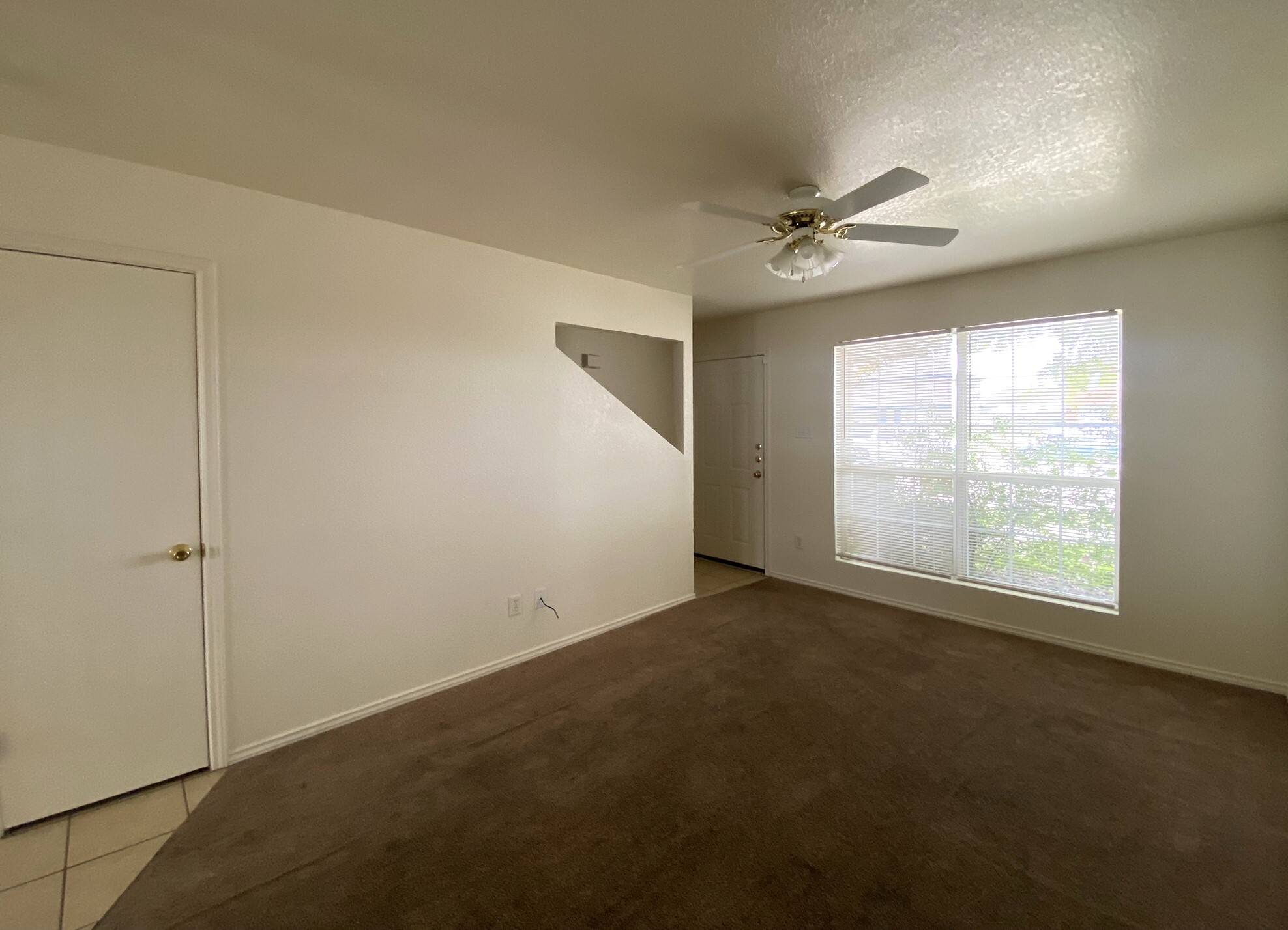 Building Photo - 4200 Deek Dr