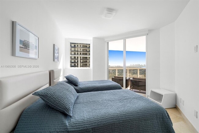 Building Photo - 4779 Collins Ave