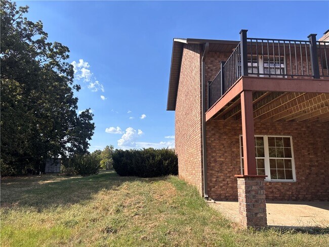 Building Photo - 15262 Shipe Rd