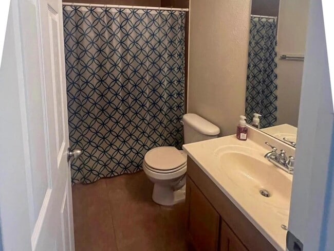 Building Photo - 332 Kahlo Loop