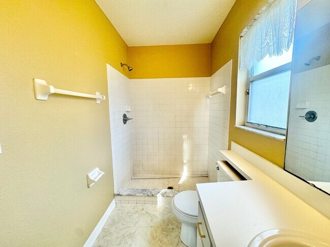 Building Photo - 3511 Majesty Loop
