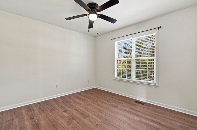 Building Photo - 928 S Willhaven Dr