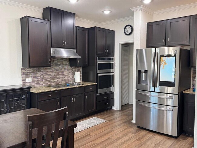 Building Photo - 505 Weizenbock Ln