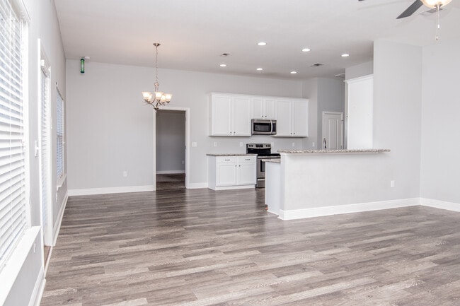 Building Photo - 5567 Galaxy Dr