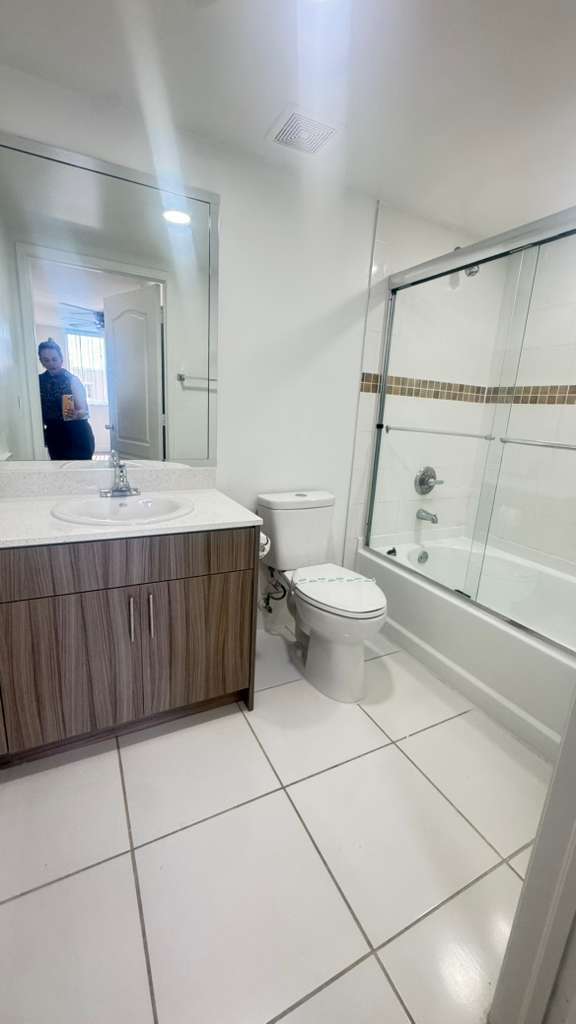 Building Photo - 6777 NW 186th Ter