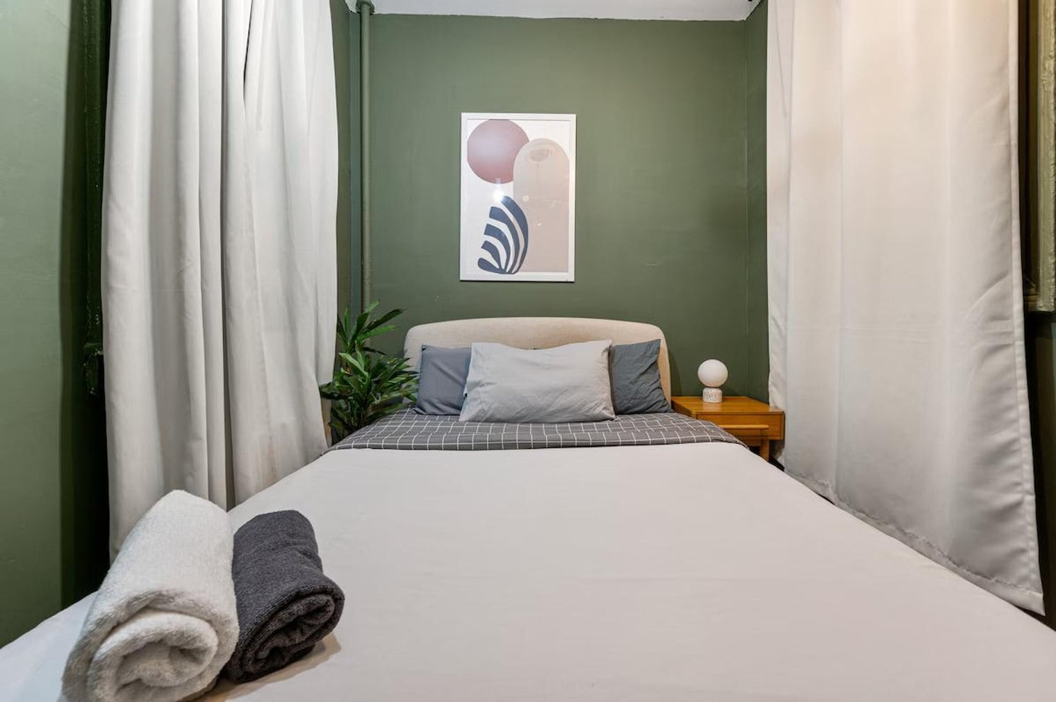 Building Photo - 1109 1st Ave