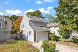 Building Photo - 5408 Chatham Lake Dr