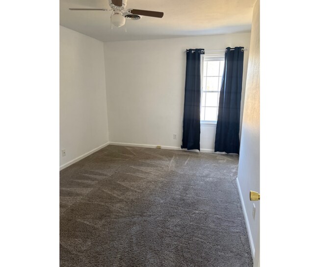 Building Photo - 9512 Imperial Dr