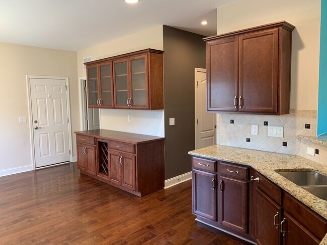 Building Photo - Whitsett / Brghtwood Farms