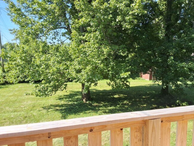 Building Photo - 111 Cherrywood Dr