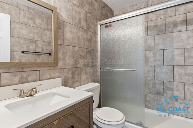 Building Photo - 3007 Meteor St