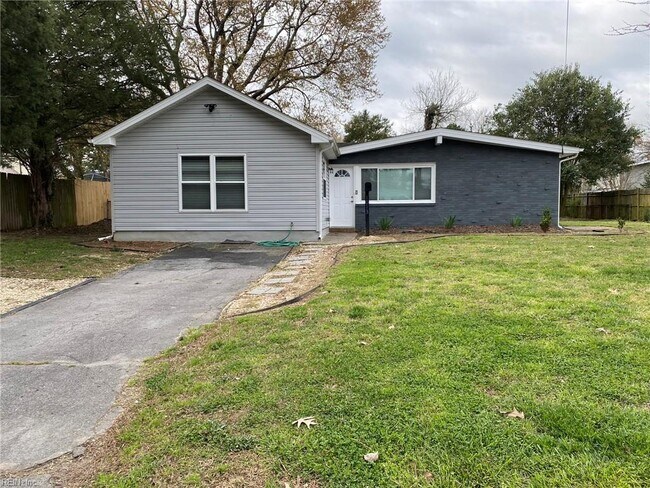 Building Photo - 1013 Choctaw Ct