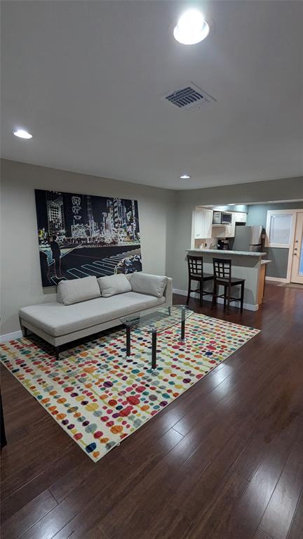 Building Photo - 7409 Shadow Hill Dr
