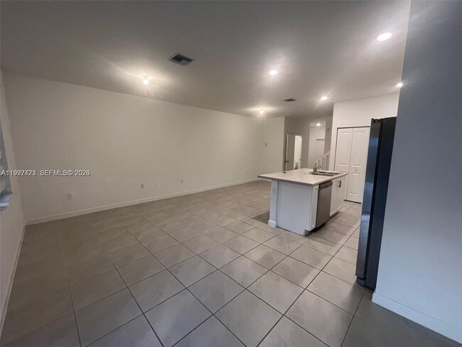 Building Photo - 25282 SW 107th Ct