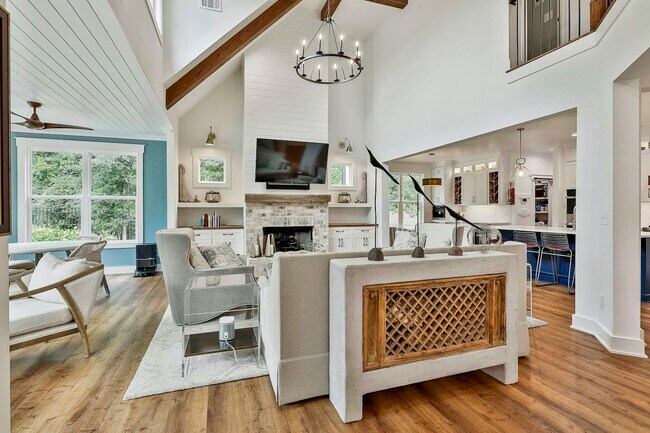 Building Photo - 43 Morgan St