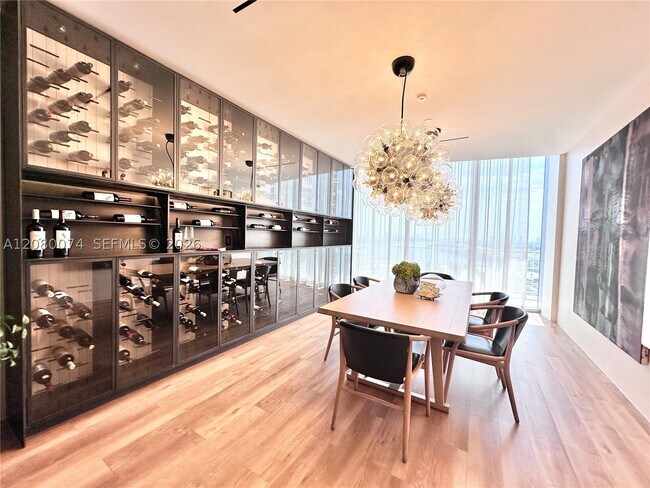 Building Photo - 1400 Biscayne Blvd
