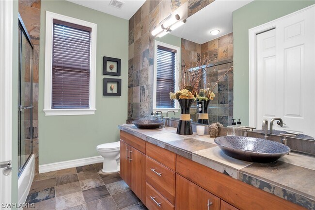 Building Photo - 14862 Tybee Island Dr