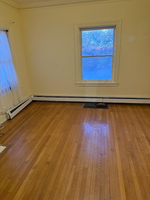 Building Photo - 72 N Munn Ave