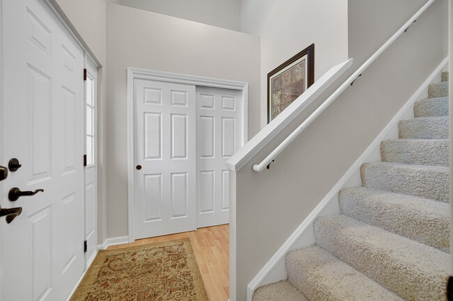 Building Photo - 2623 Cobblestone Dr