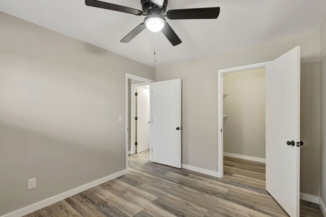 Building Photo - 2843 Cypress Way