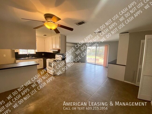 Building Photo - 10 Woodhaven Ct