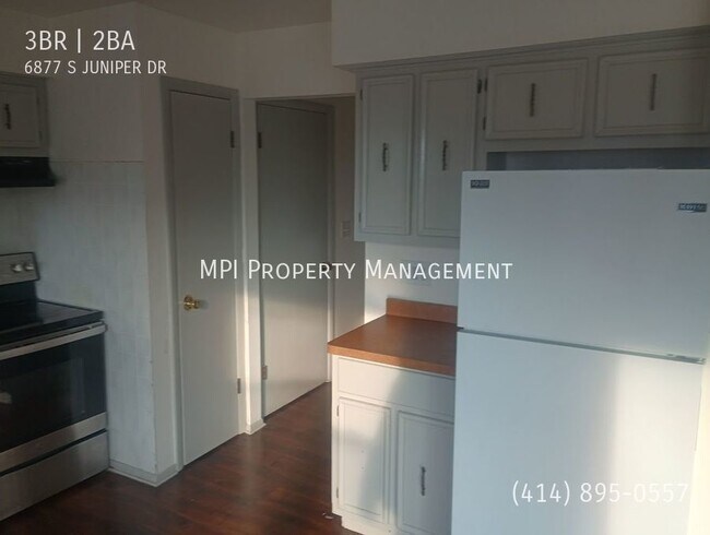 Building Photo - 6877 S Juniper Dr