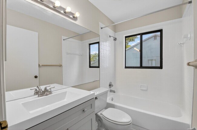 Building Photo - 2300 Germantown Rd