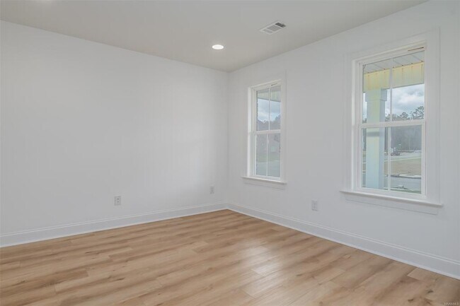 Building Photo - 9300 Charley Ln